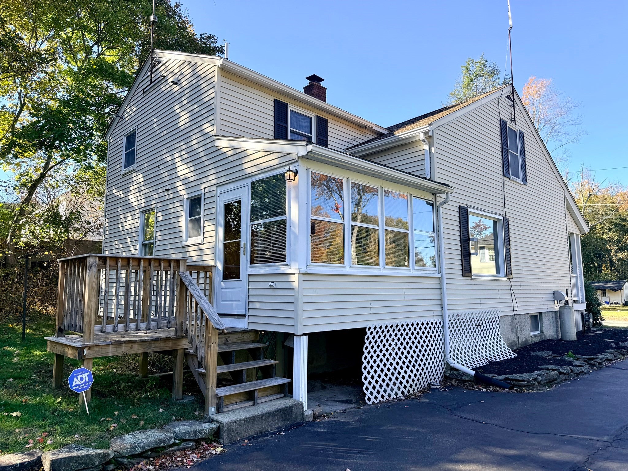 23 Gertrude St, Uxbridge, MA, 23 Gertrude St, Uxbridge, MA Photo #2