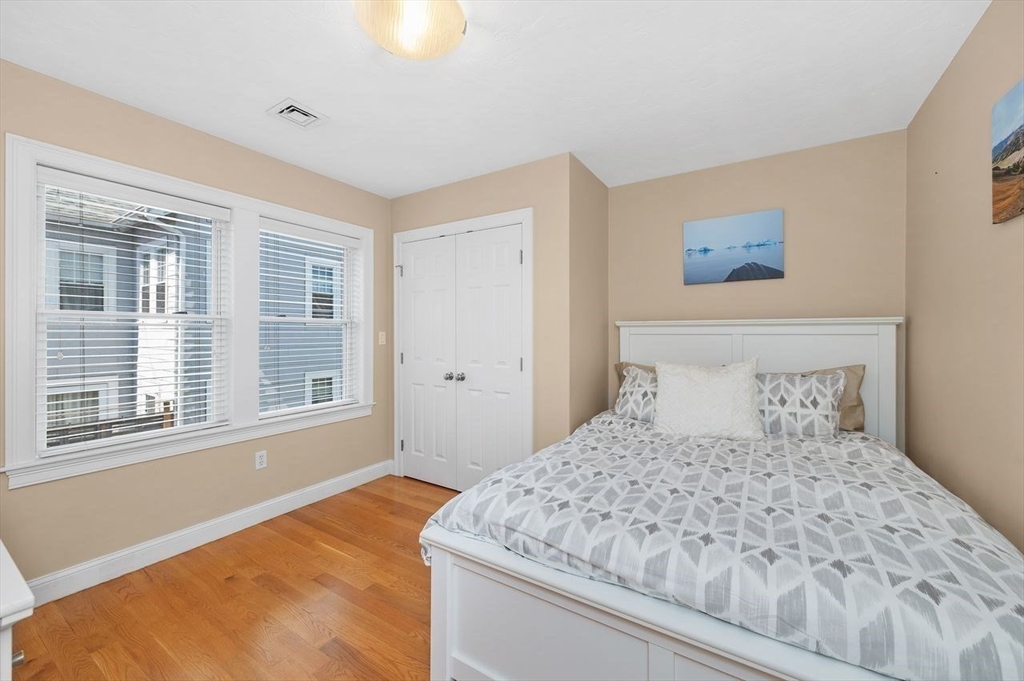 27 Wiltshire Rd #27, Newton, MA Photo #8