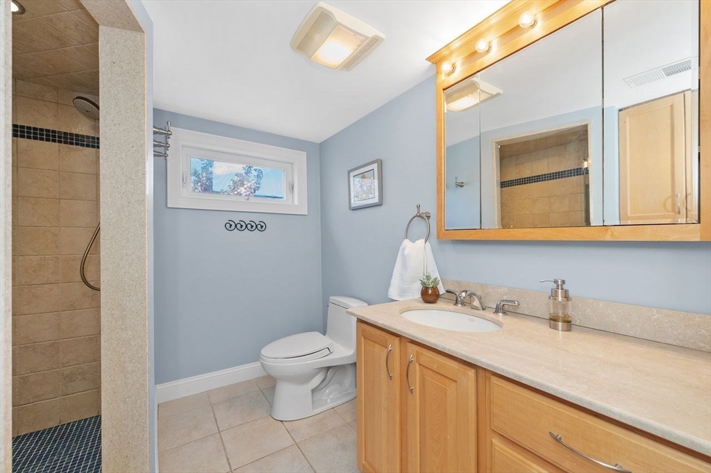 27 Wiltshire Rd #27, Newton, MA Photo #13