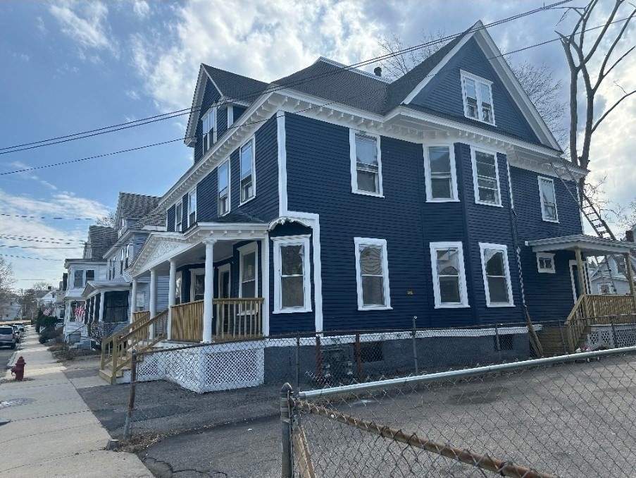 27 Burtt St
