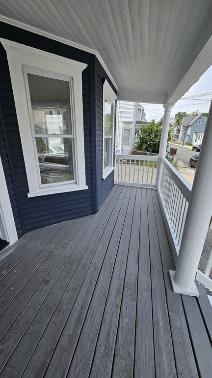 27 Burtt St