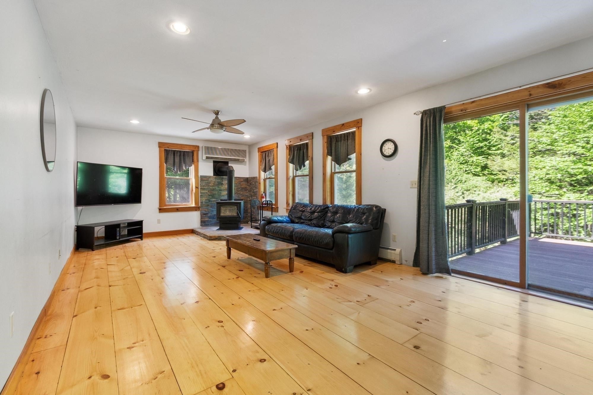 1132 Doe Valley Rd
