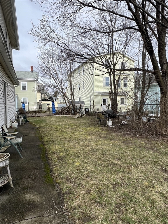 Somerville, Massachusetts 02145, United States, 2 Bedrooms Bedrooms, ,1 BathroomBathrooms,Residential,Active,224743