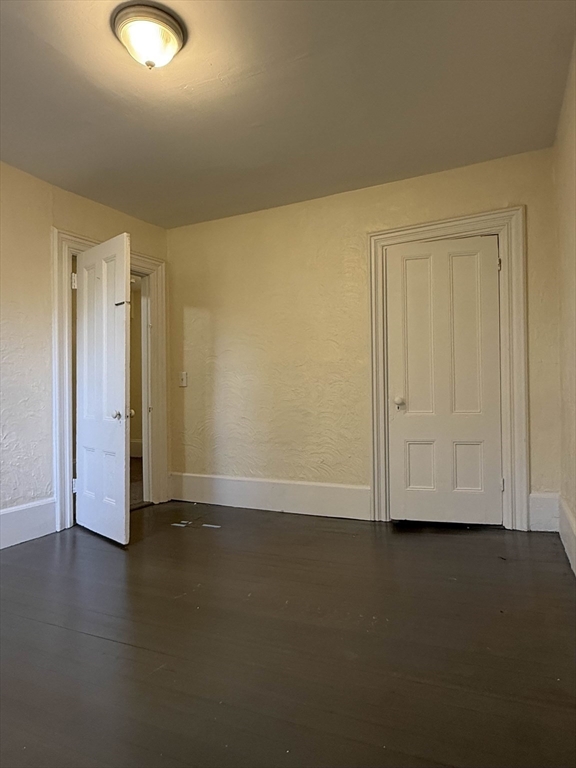 Somerville, Massachusetts 02145, United States, 2 Bedrooms Bedrooms, ,1 BathroomBathrooms,Residential,Active,224743