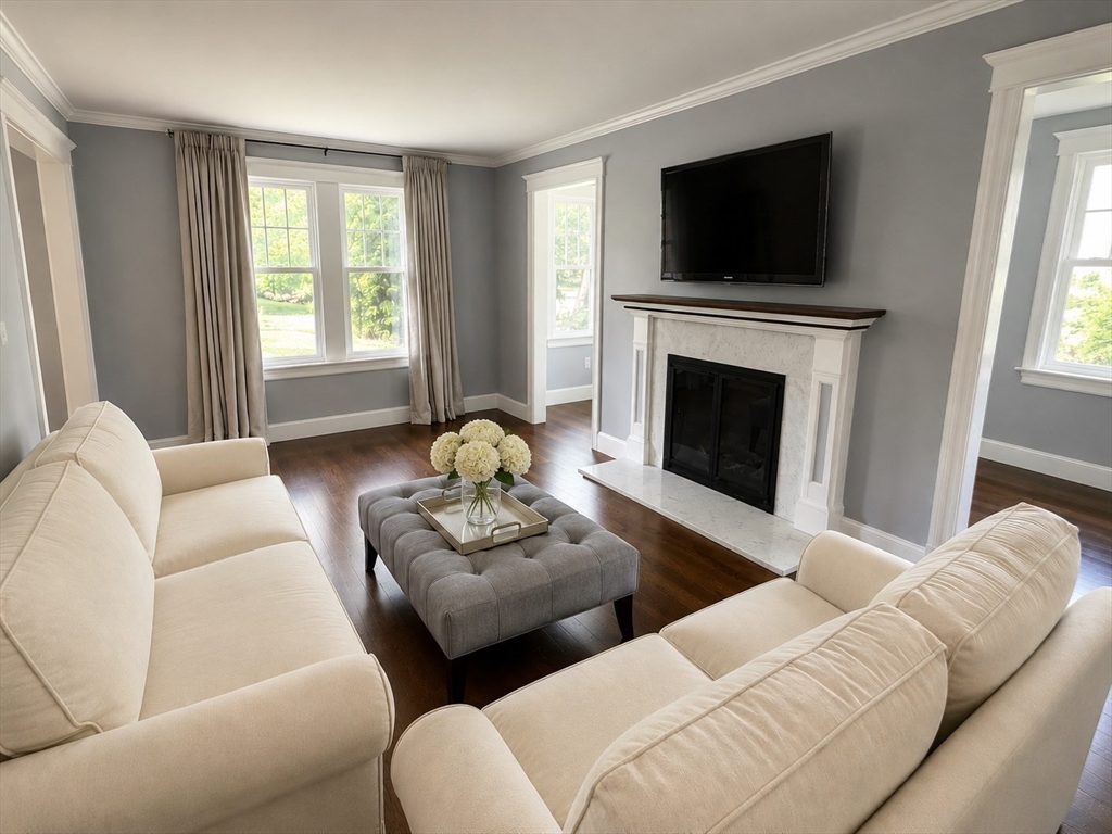 122 Marrett Rd
