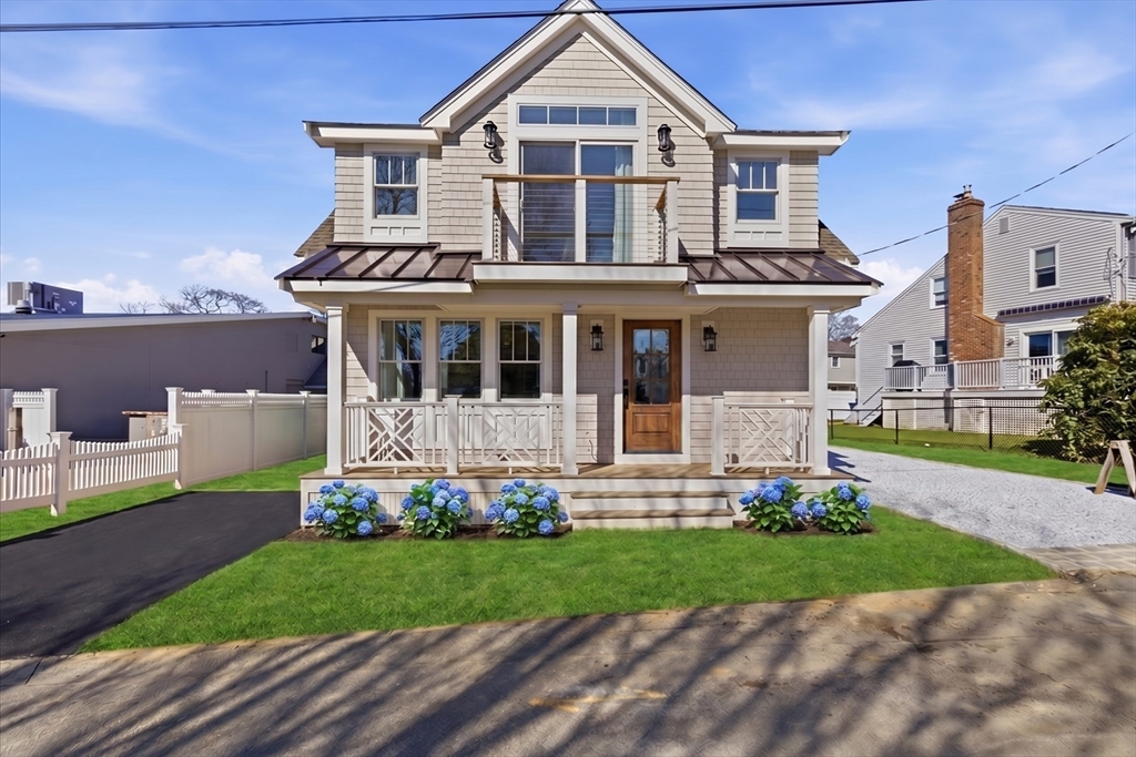 10 Vesper Ave