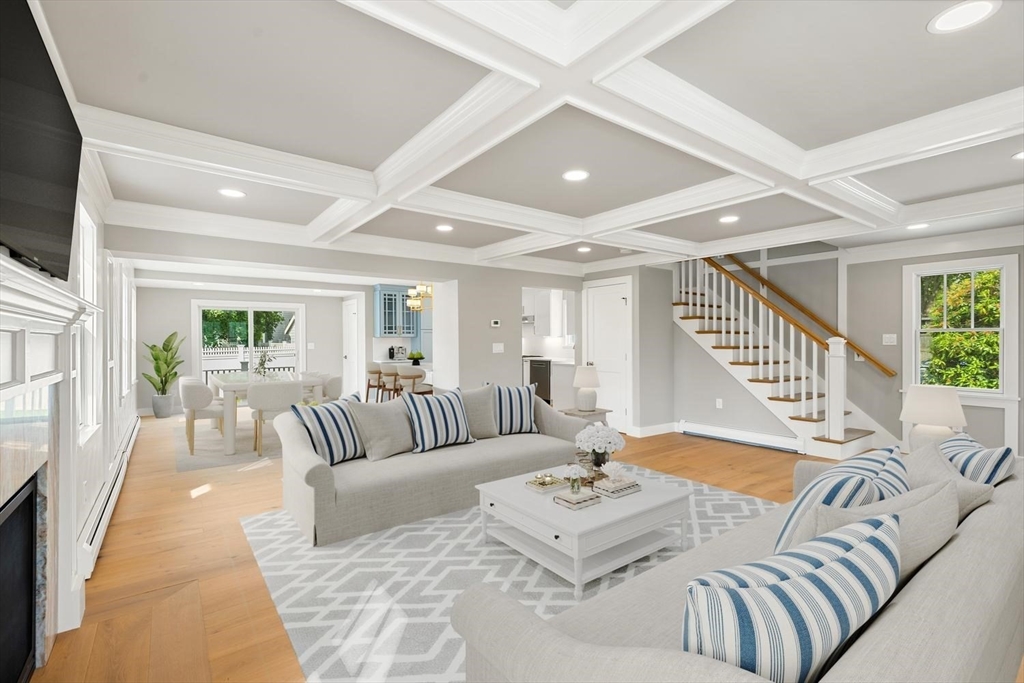 10 Vesper Ave