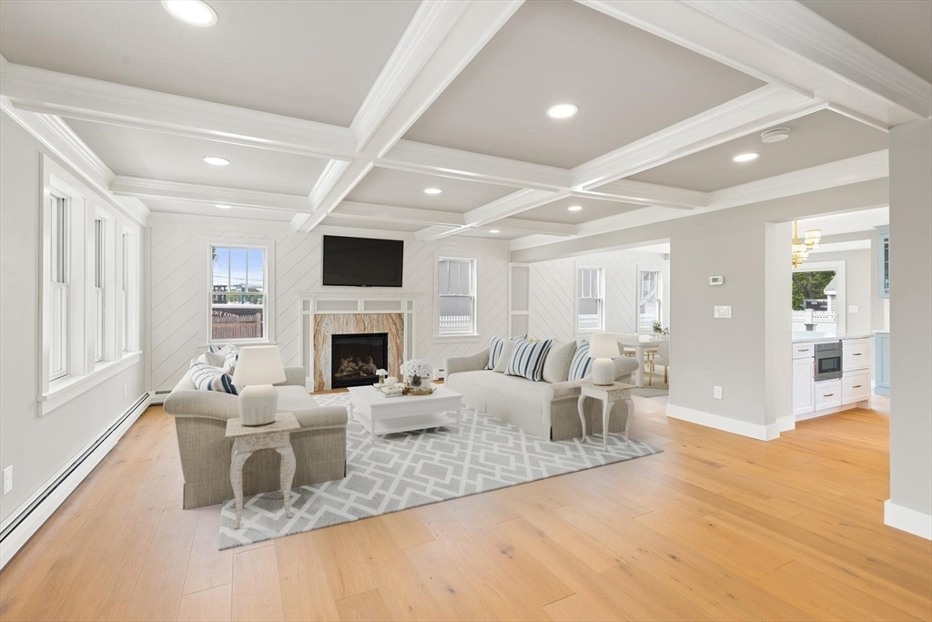 10 Vesper Ave