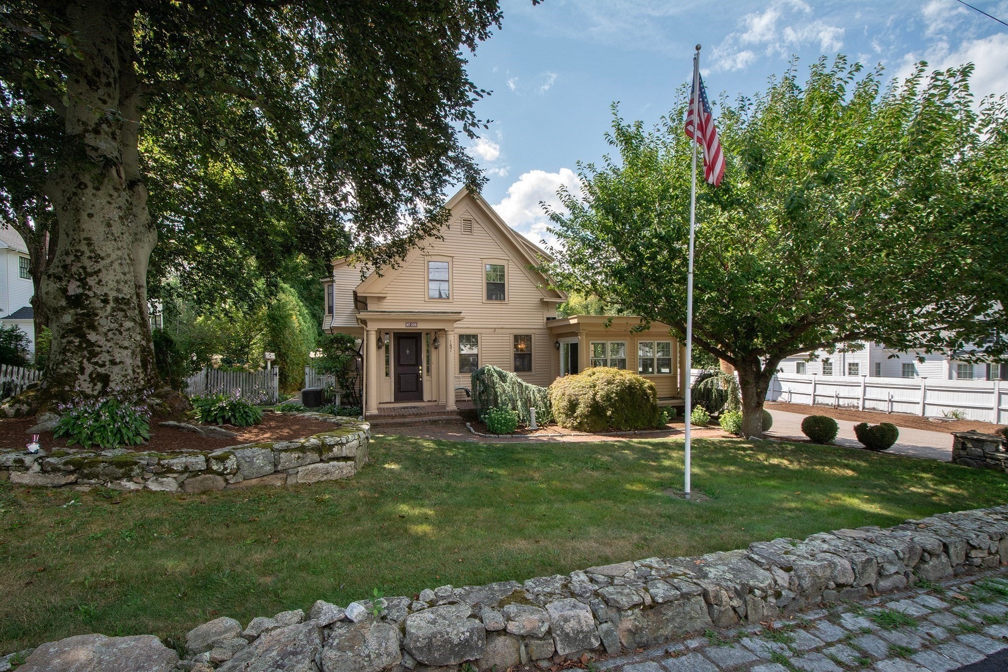 187 S Main St #1, Cohasset, MA, 187 S Main St #1, Cohasset, MA Photo #2
