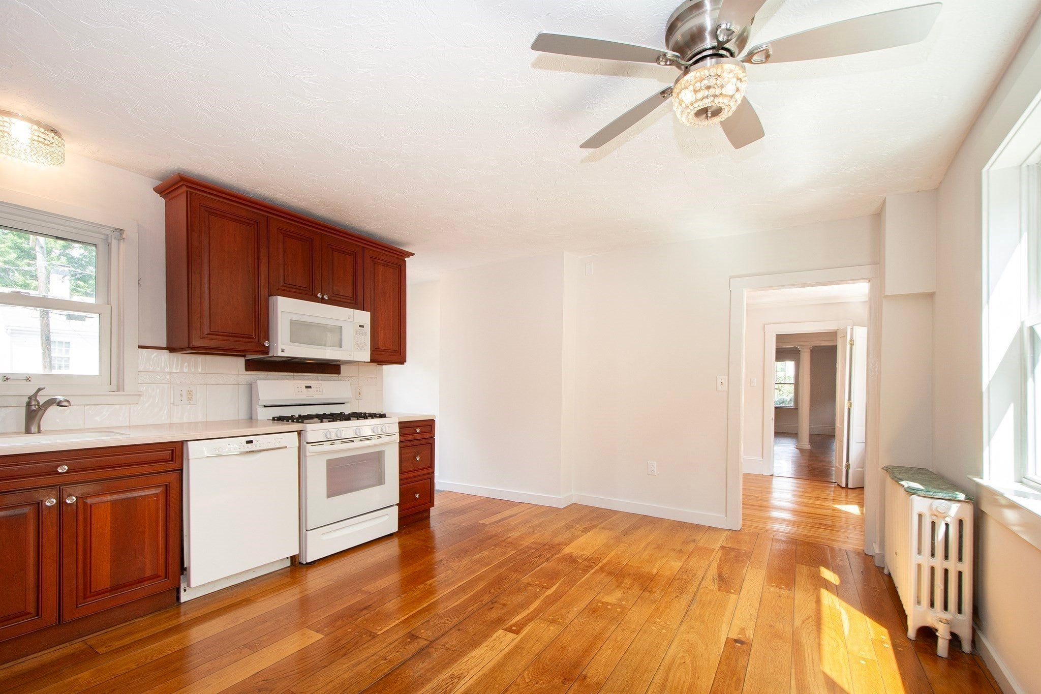 187 S Main St #1, Cohasset, MA, 187 S Main St #1, Cohasset, MA Photo #11