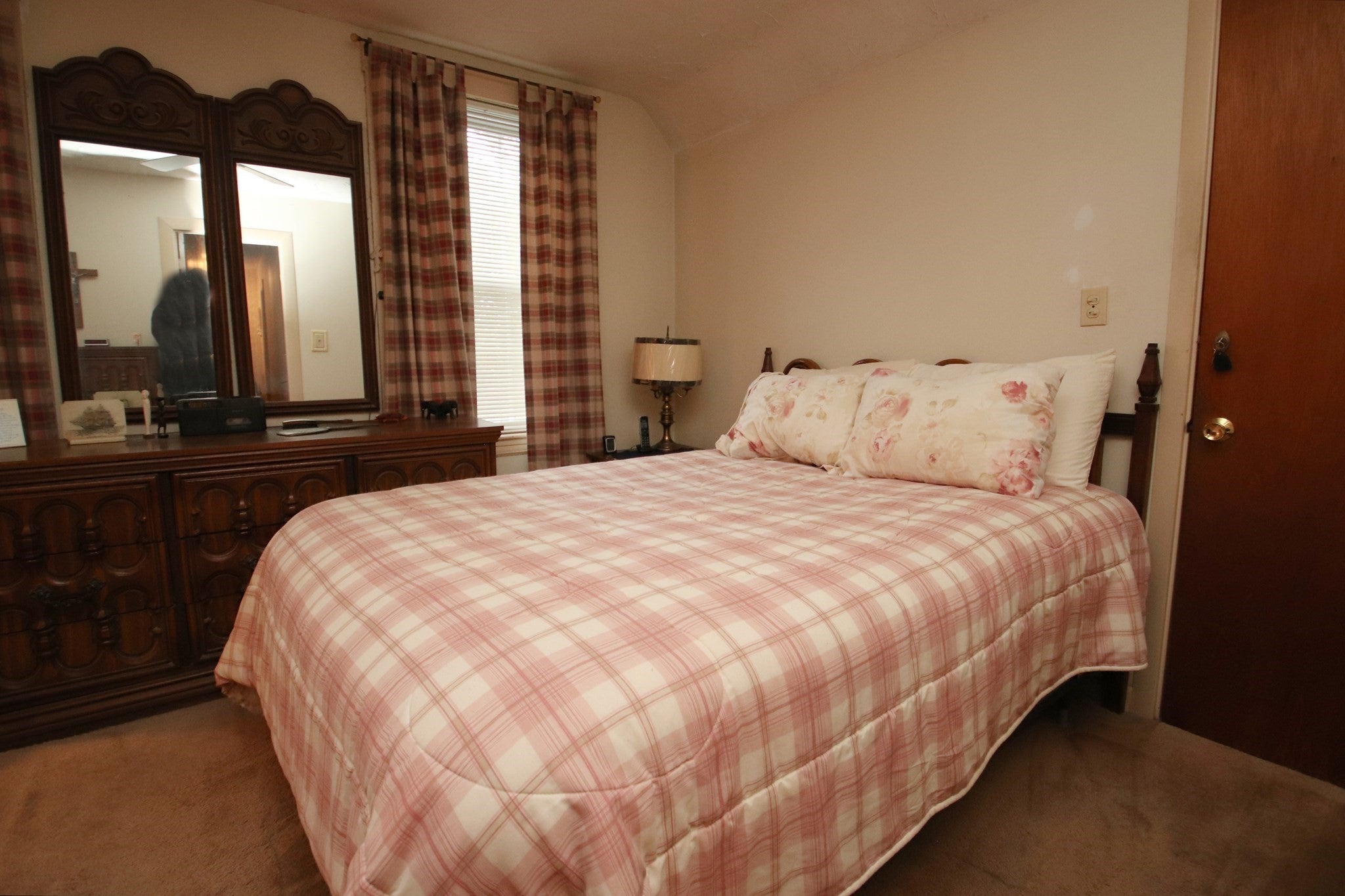 588 Lincoln Avenue, Saugus, MA Photo #31