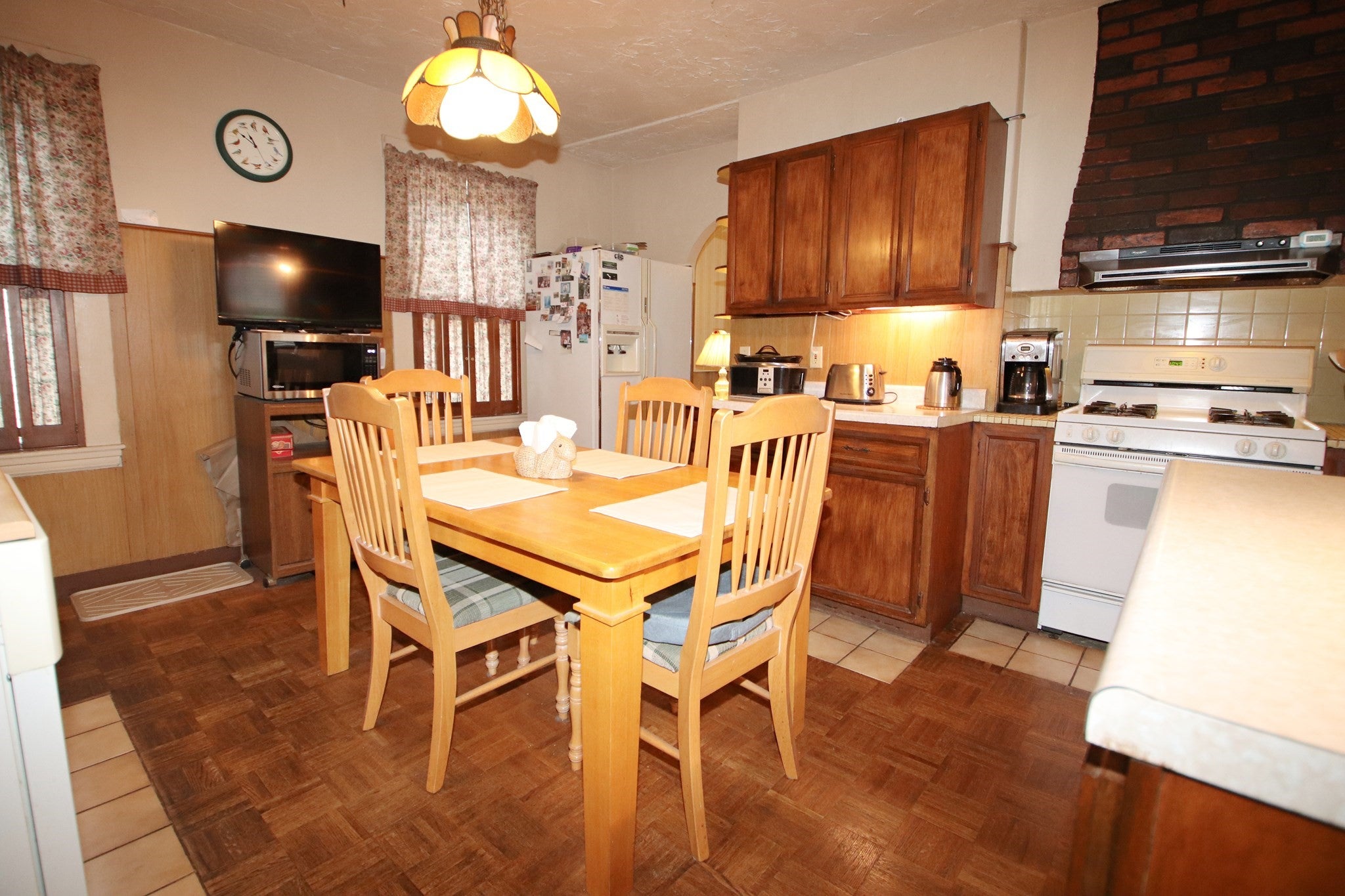 588 Lincoln Avenue, Saugus, MA Photo #19