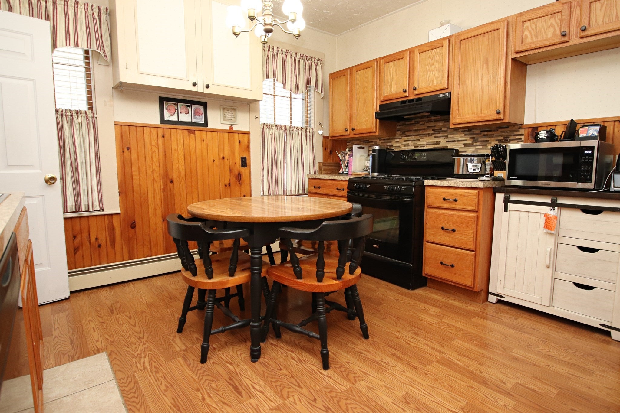 588 Lincoln Avenue, Saugus, MA Photo #5
