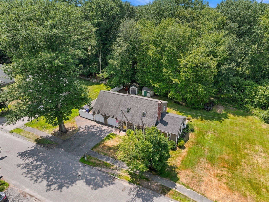 25 Mockingbird Ln