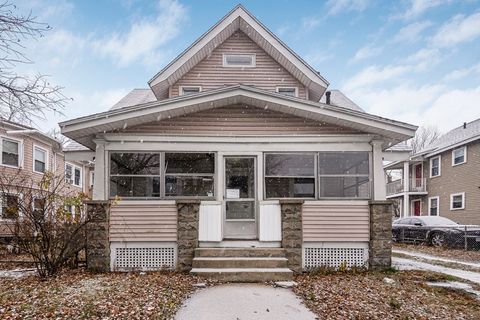 62 Kenyon St Springfield MA 01109