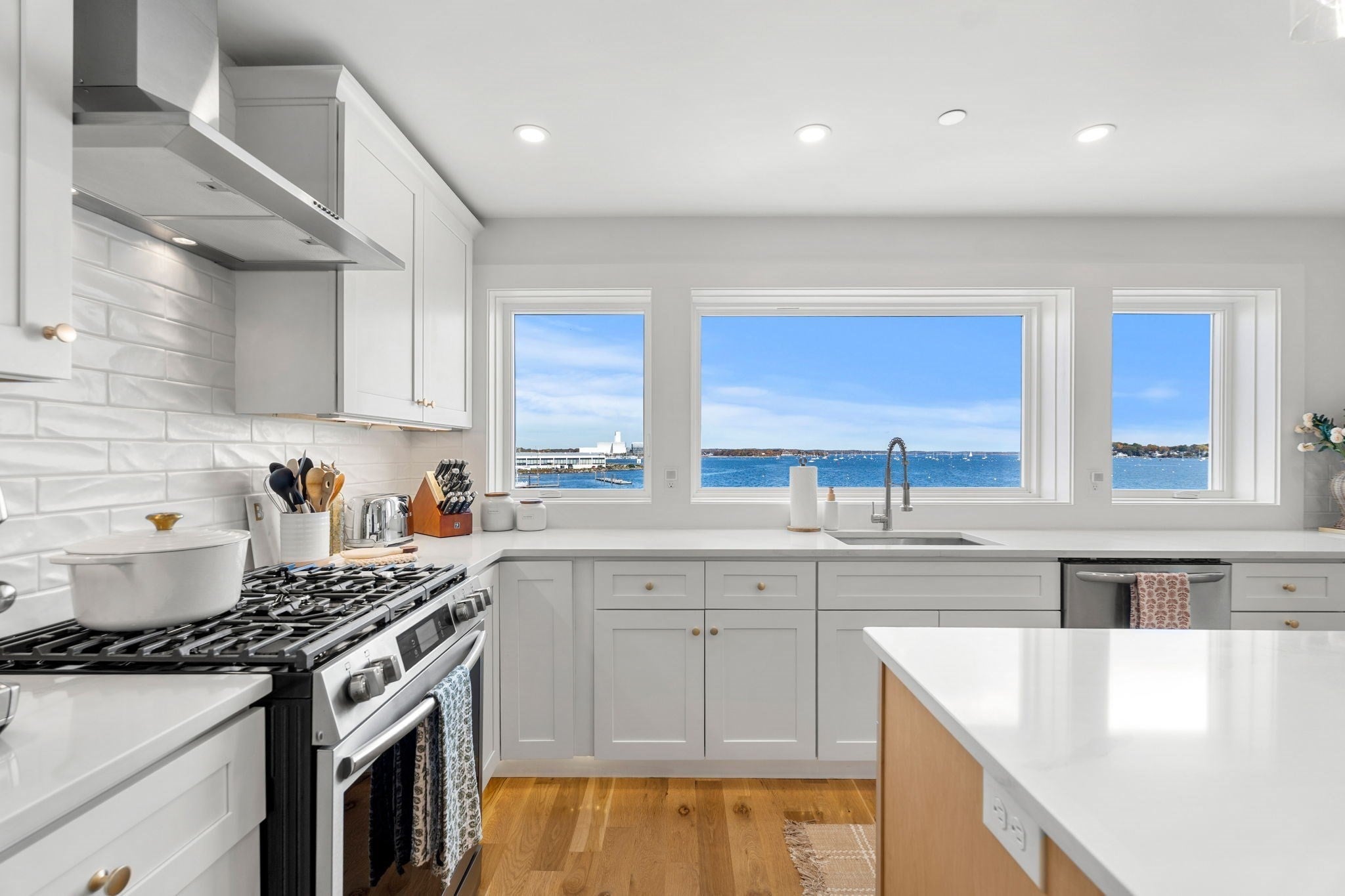 107 Leach Street #3, Salem, MA Photo #2