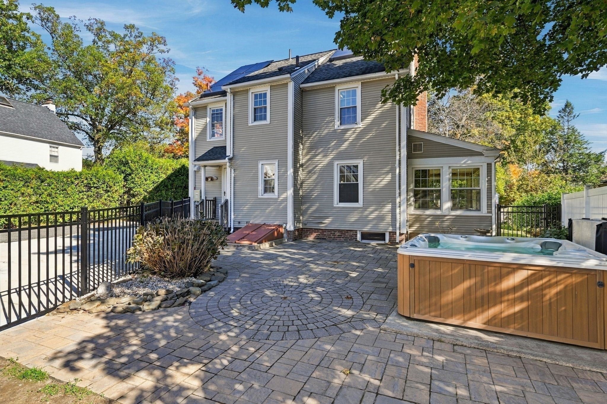 14 Windsor Place