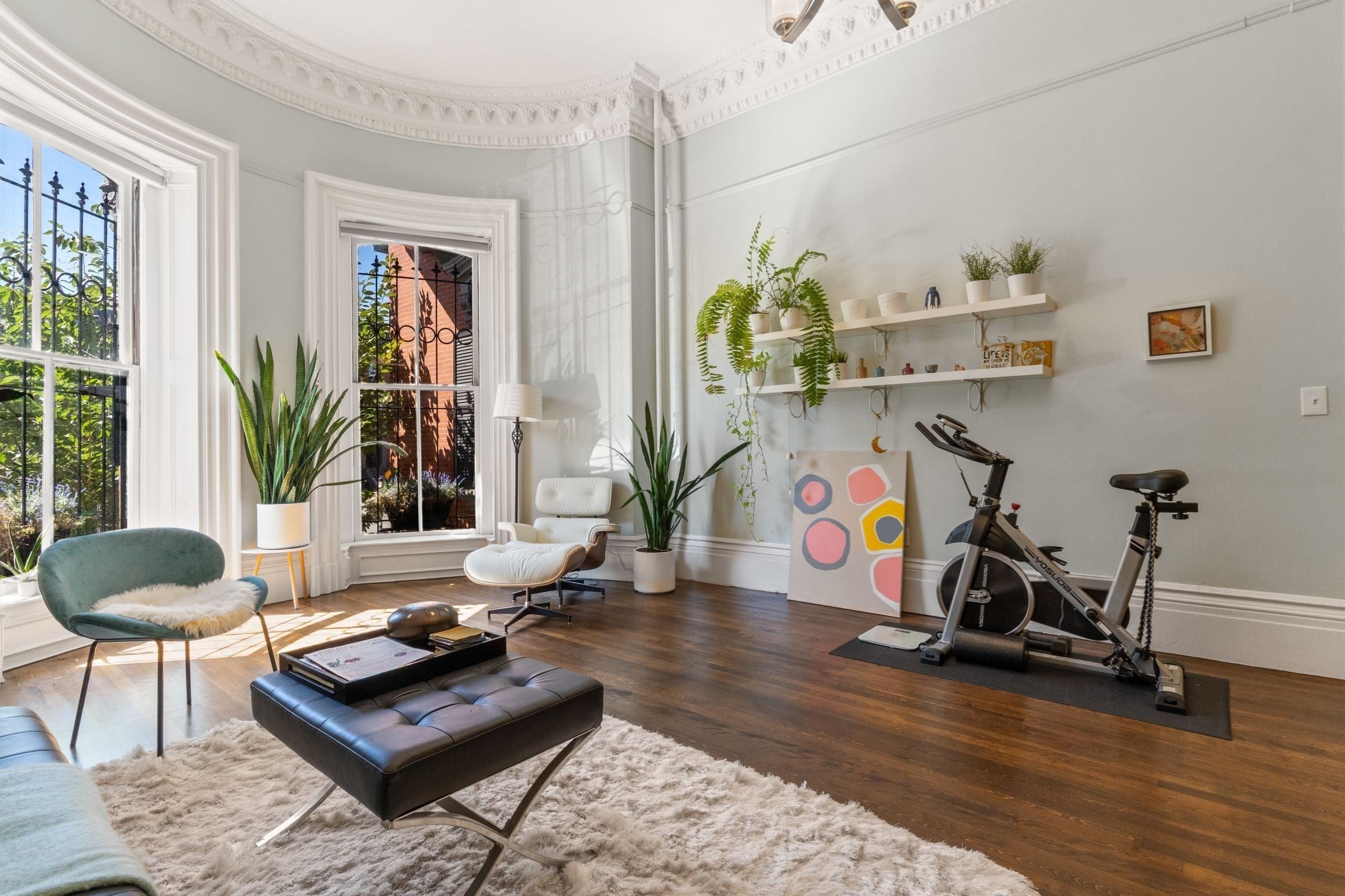 Click for 530 Massachusetts Ave #1A, Boston, MA slideshow