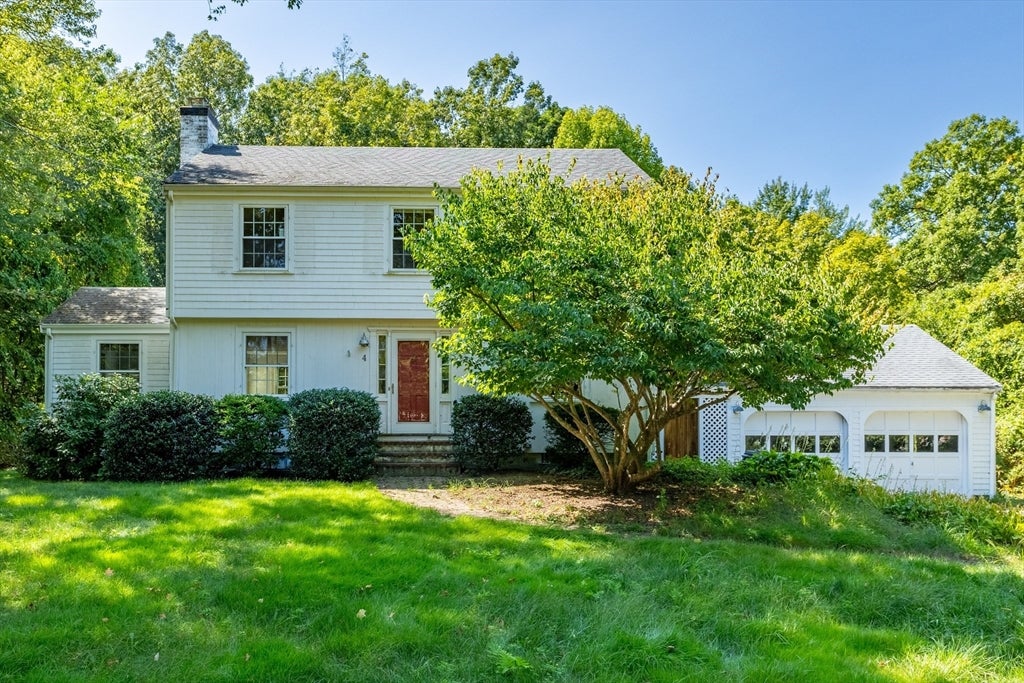 4 Meadowbrook Rd, Dover, MA Photo #1