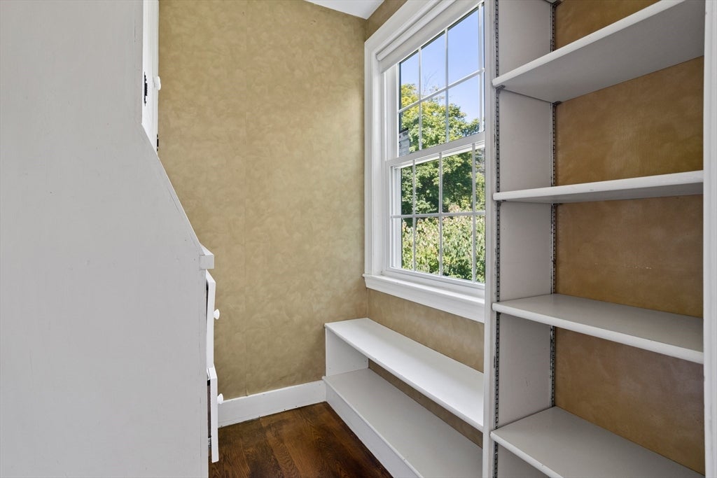 4 Meadowbrook Rd, Dover, MA Photo #18