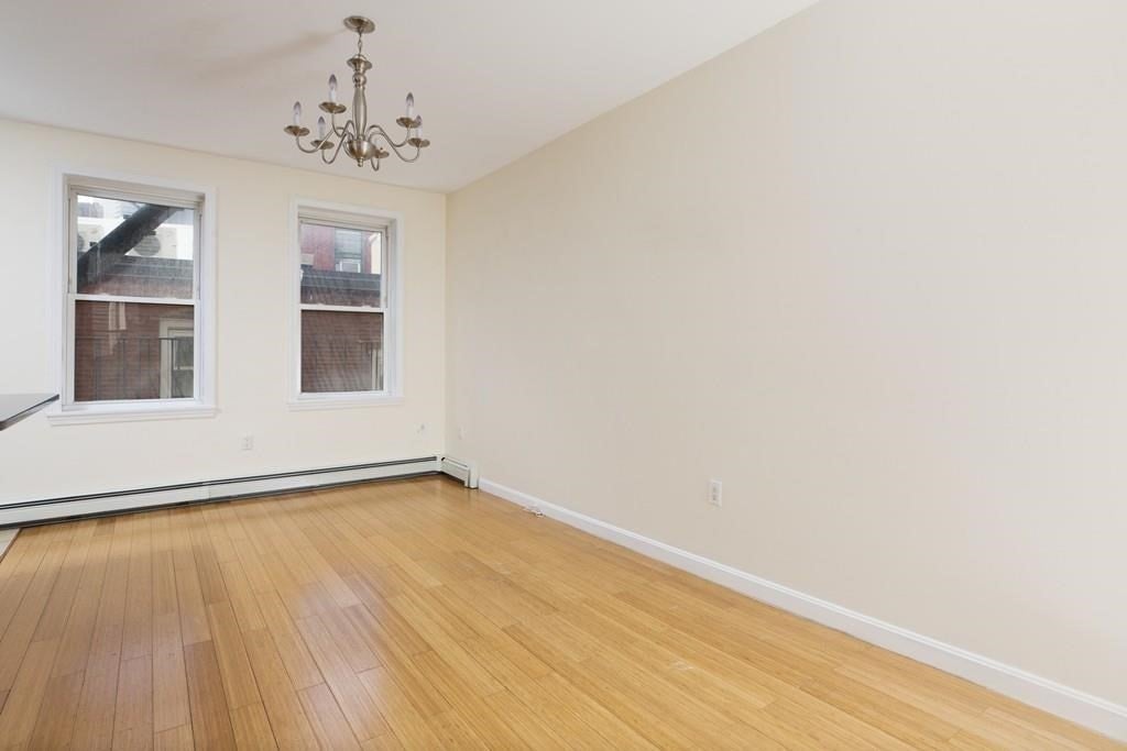 11 Bartlett Place #2, Boston, MA Photo #3