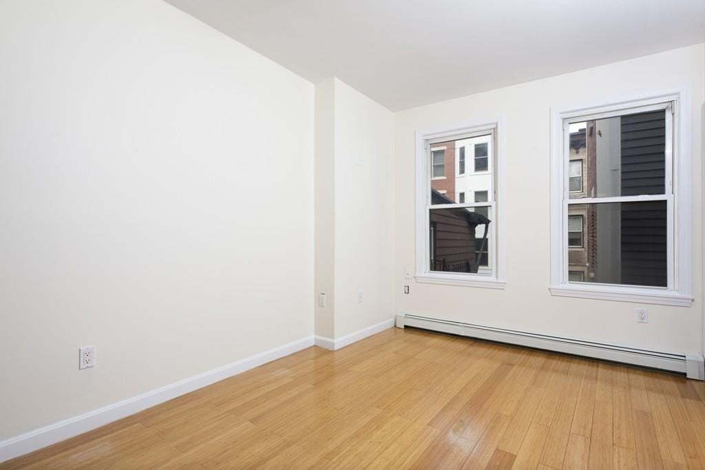 11 Bartlett Place #2, Boston, MA Photo #5