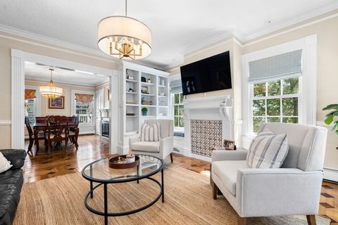 207 Bunker Hill St 2 Boston MA 02129