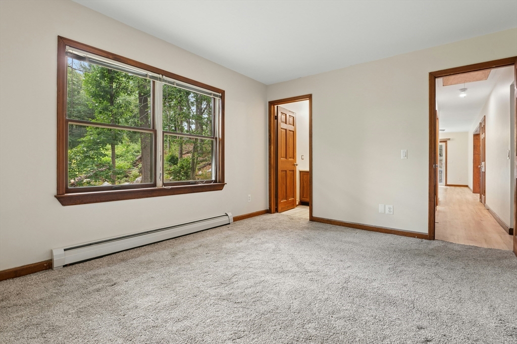 46 Middlesex Rd, Tyngsborough, MA, 46 Middlesex Rd, Tyngsborough, MA Photo #8