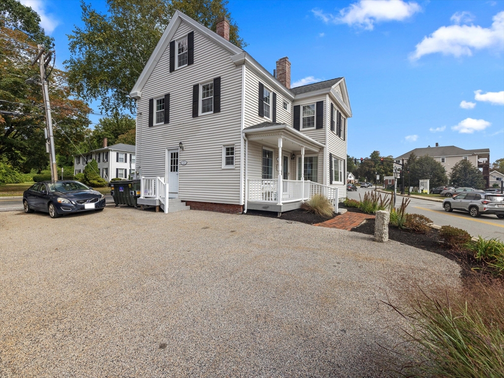 2 Maple Ave