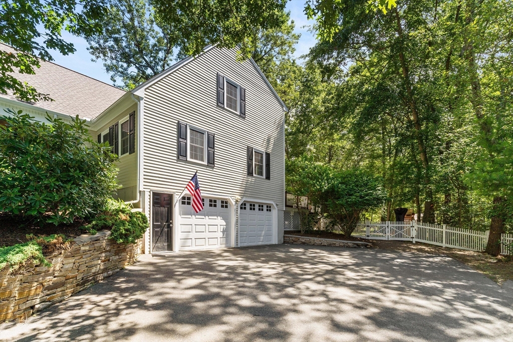 25 Oxford Dr