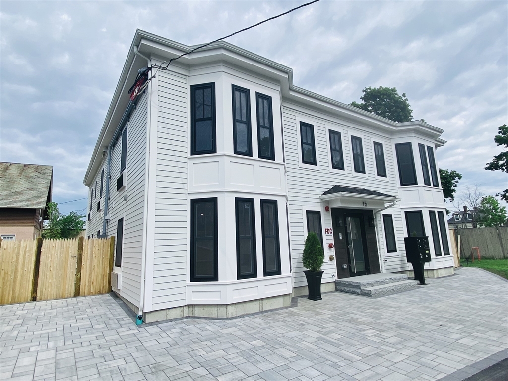15 Yuill Circle 3