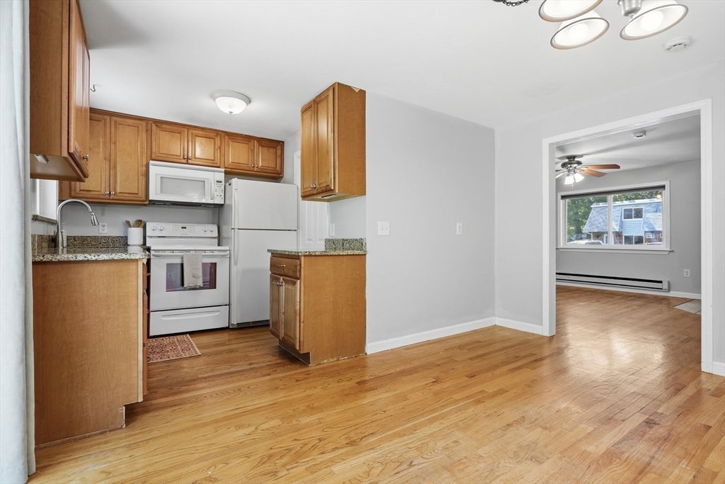 141 Thissell Ave #4, Dracut, MA Photo #9