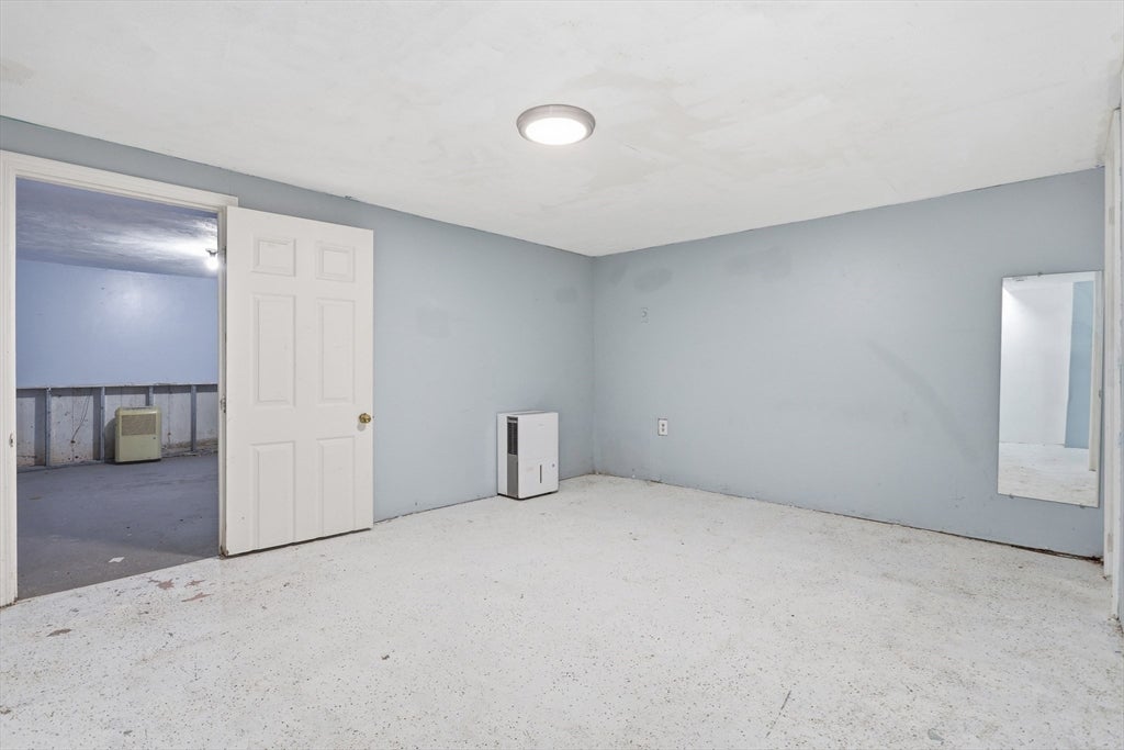 141 Thissell Ave #4, Dracut, MA Photo #23