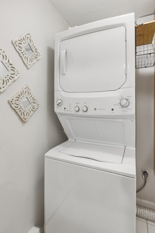 141 Thissell Ave #4, Dracut, MA Photo #15