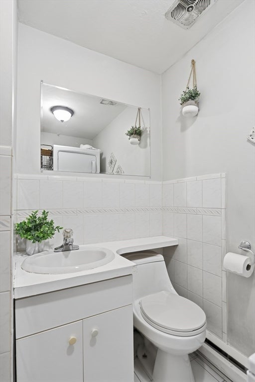 141 Thissell Ave #4, Dracut, MA Photo #14
