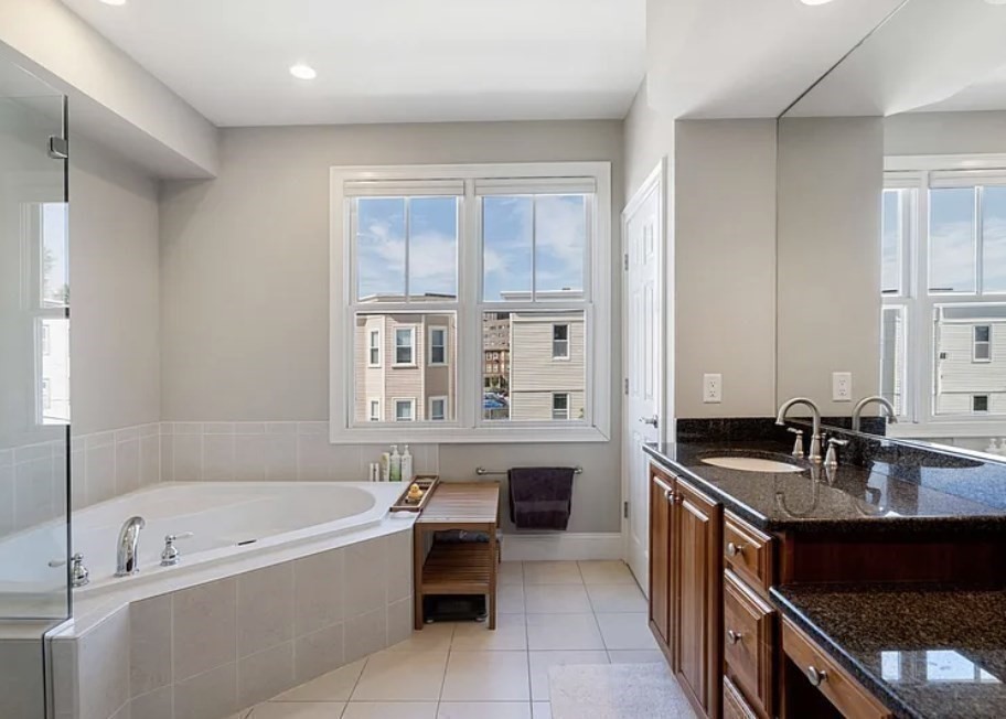 15 Dimick ST #C, Somerville, MA Photo #14
