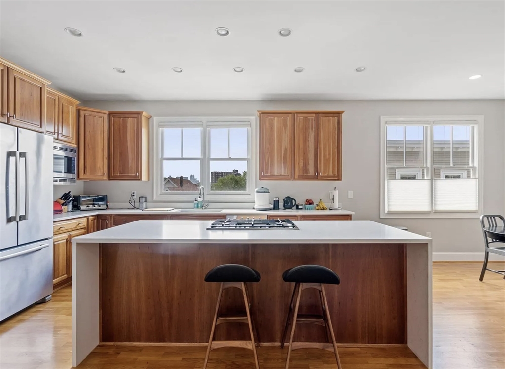 15 Dimick ST #C, Somerville, MA Photo #2