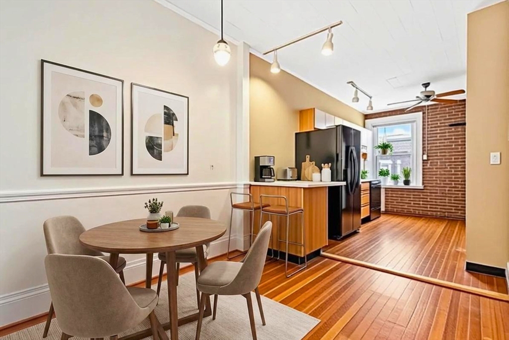 8 Euston St 5