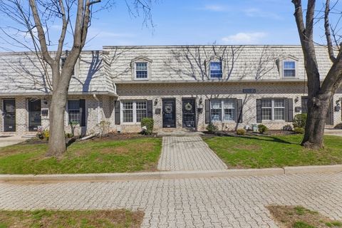 102 Corey Colonial 102 Agawam MA 01001