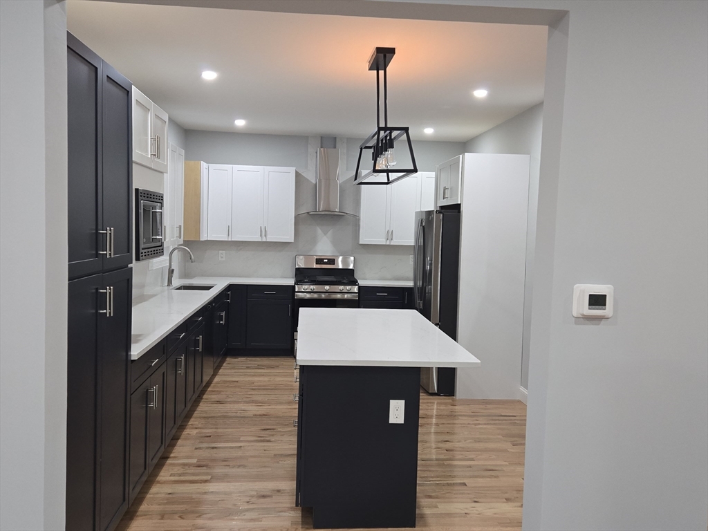 35 Bicknell St