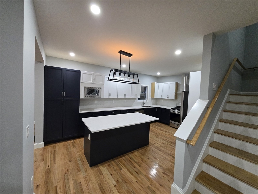 35 Bicknell St