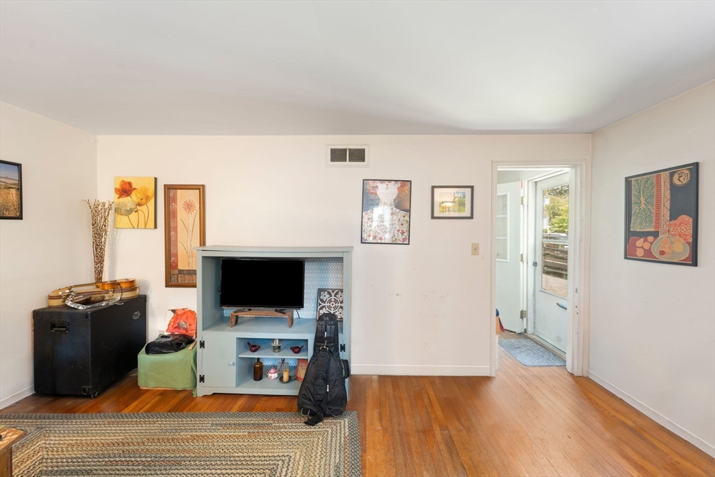 28-30 Haringa Ave