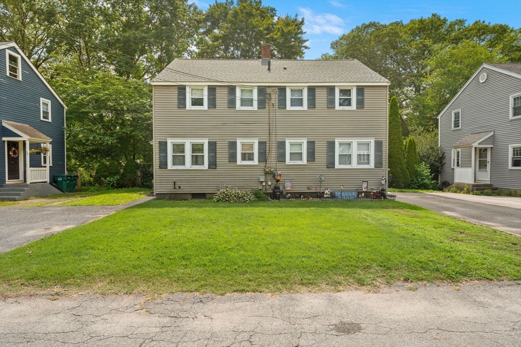 Northbridge, Massachusetts 01588, United States, 5 Bedrooms Bedrooms, ,2 BathroomsBathrooms,Residential,Active,180817