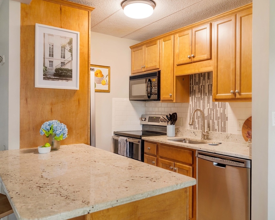 157 Franklin Street D3