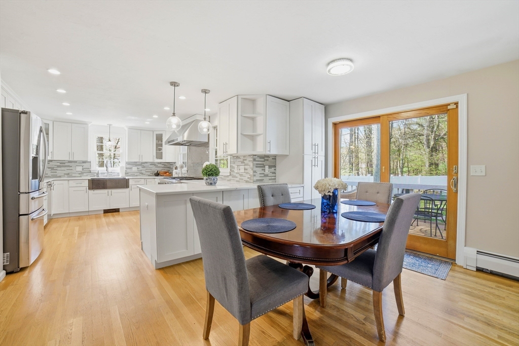 43 Carriage Hill Road, Northborough, MA Photo #5