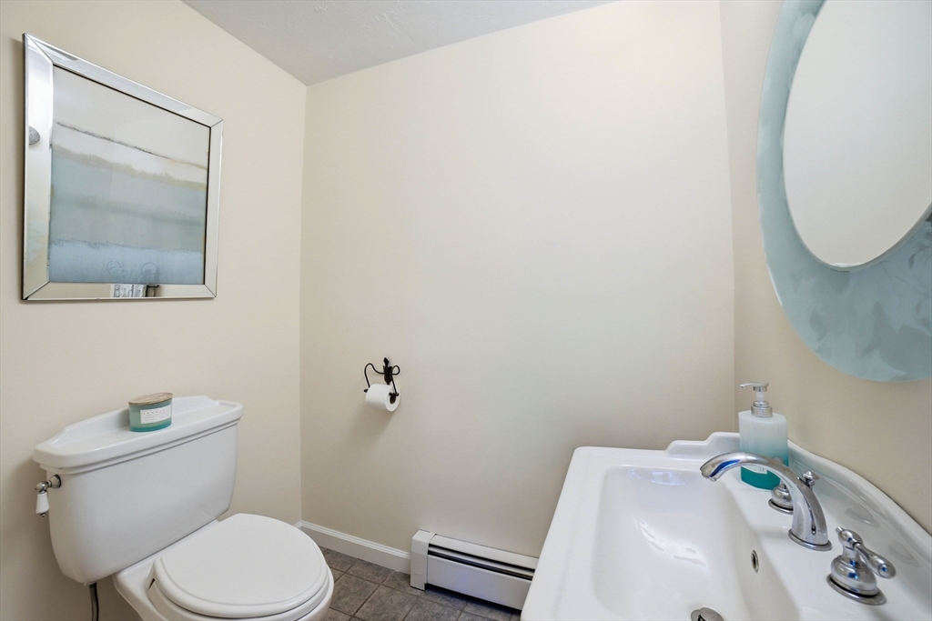 43 Carriage Hill Road, Northborough, MA Photo #12
