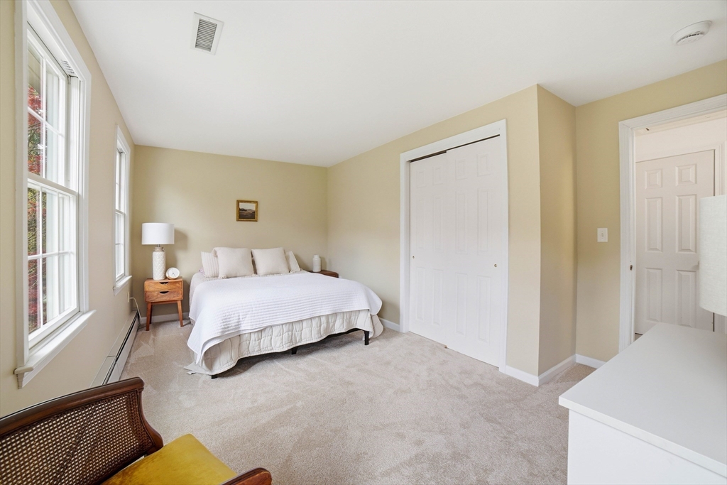 43 Carriage Hill Road, Northborough, MA Photo #22
