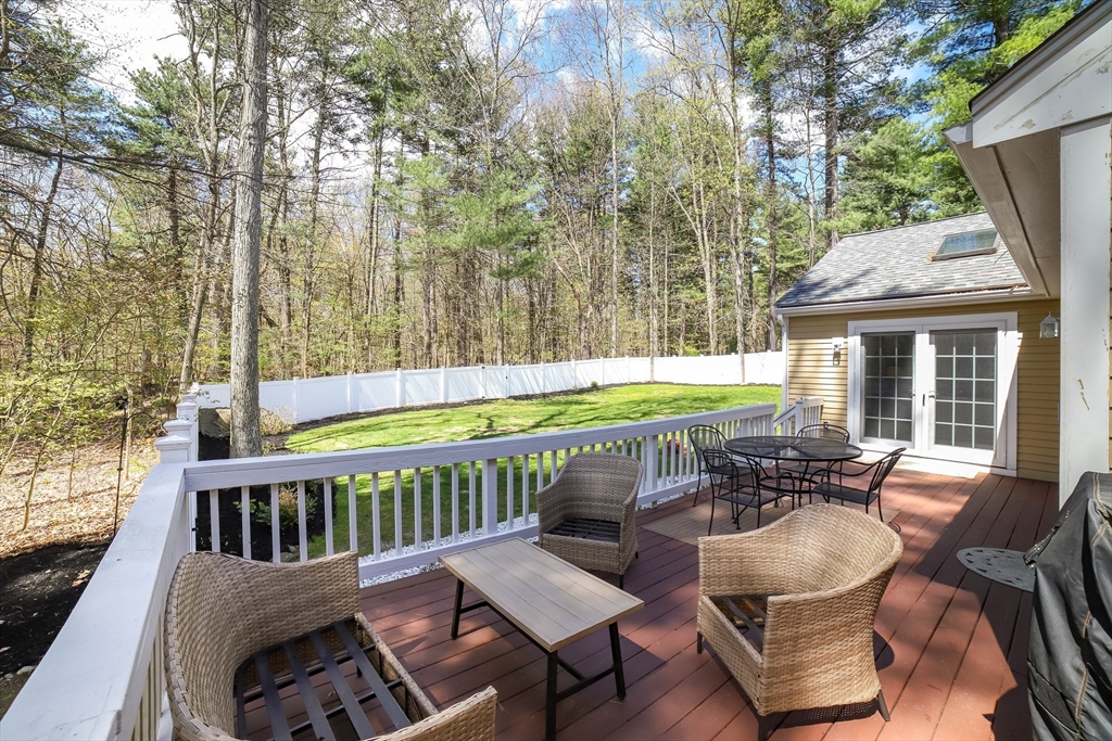 43 Carriage Hill Road, Northborough, MA Photo #32