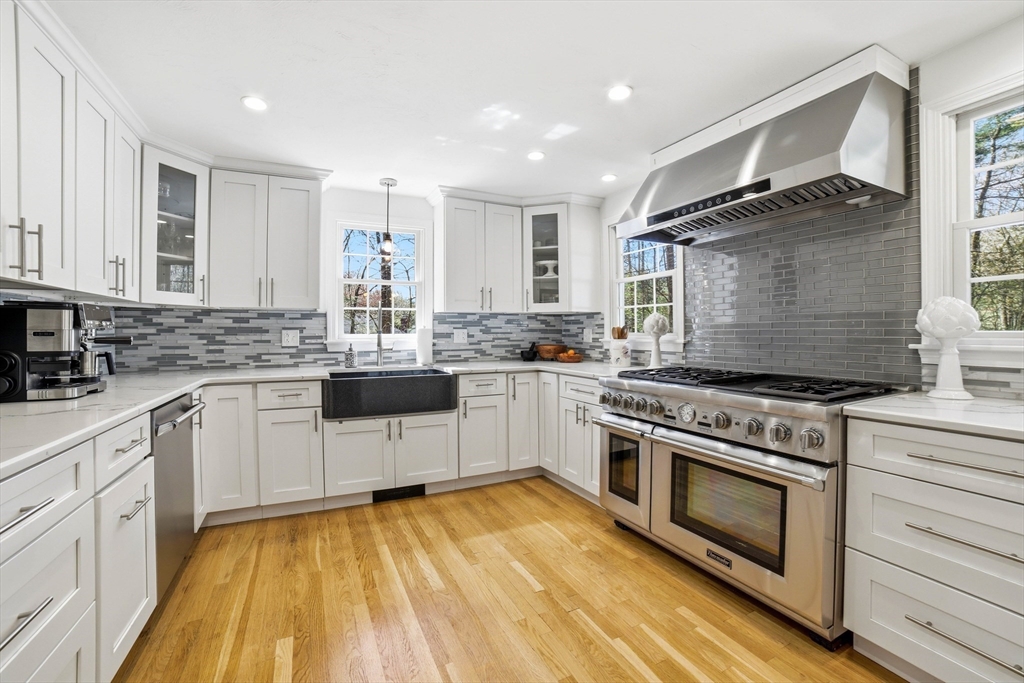 43 Carriage Hill Road, Northborough, MA Photo #8