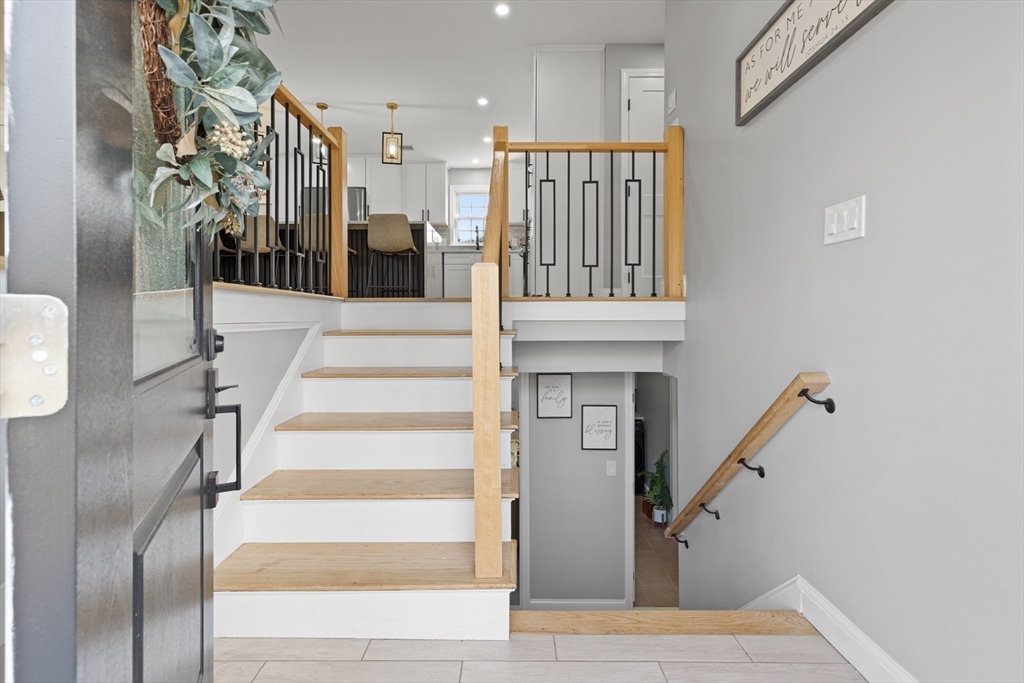 1686 Washington Street